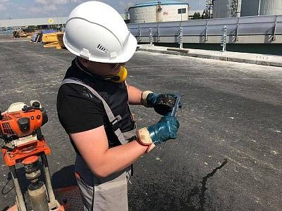 Испытание асфальтобетона неразрушающим методом